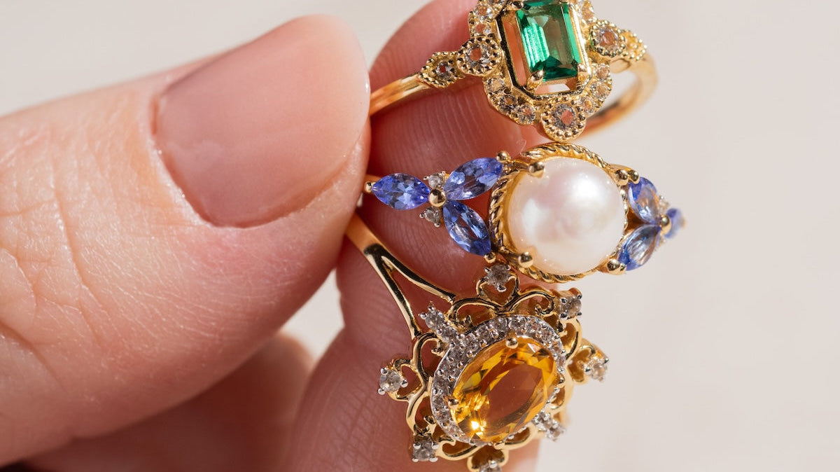 MOISSANITE vs LAB DIAMONDS: WHICH IS BETTER?